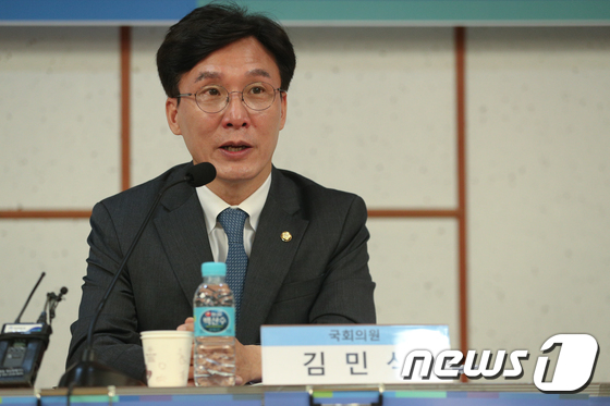 김민석 더불어민주당 의원. © News1 성동훈 기자