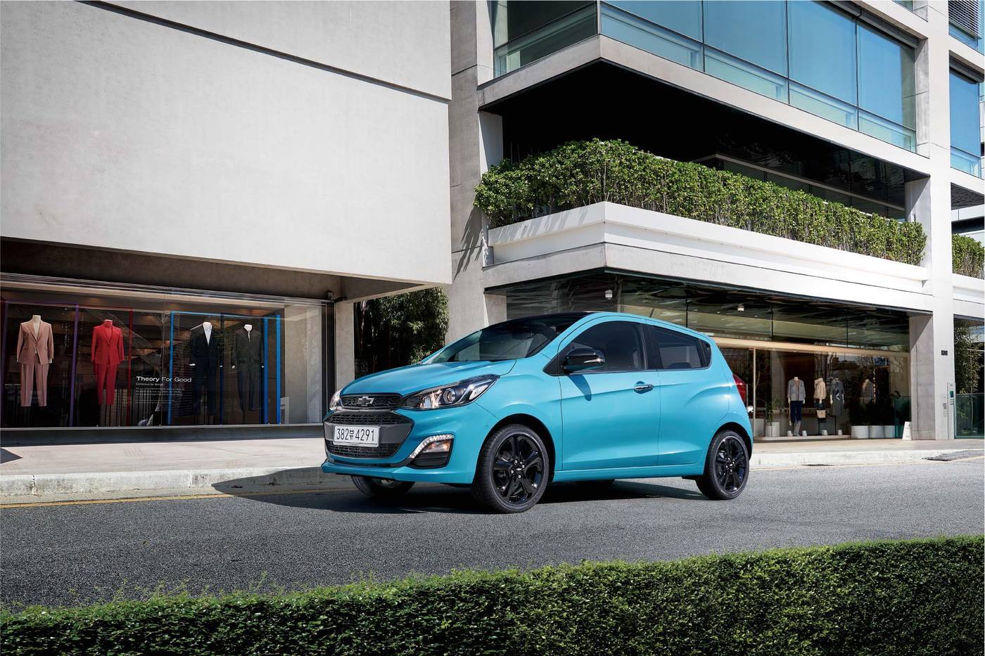 본문 이미지 - 2021년형 쉐보레 더 뉴 스파크. (한국지엠 제공)ⓒ 뉴스1