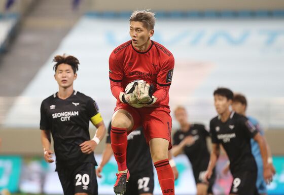 축구선수 출신 트로트맨 전종혁, 배달 알바 "가수 수익 2년 100만원 정산"