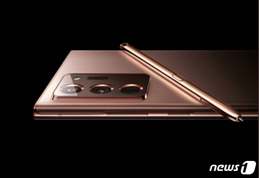 본문 이미지 - 갤럭시노트20 이미지 <출처=맥스 웨인바흐 트위터> ⓒ 뉴스1