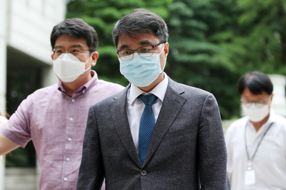 '아들·조카 입시비리' 이병천 前서울대 수의학과 교수 1심 징역형