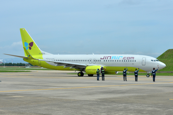 진에어, 지난해 영업손실 163억원…3년 만에 적자 전환