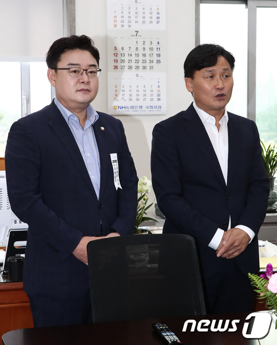 발언하는 김영진 원내수석부대표
