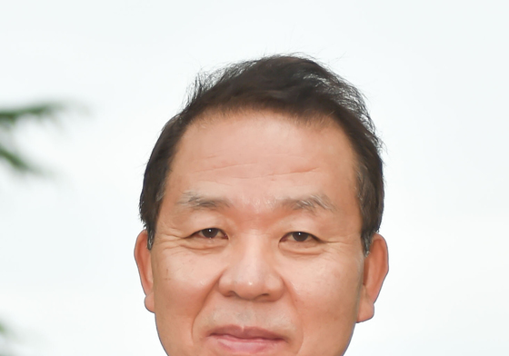 법무법인 율촌, 김이수 전 헌재소장 대행 영입
