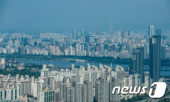 서울 시내 아파트. 2020.7.7/뉴스1 © News1 안은나 기자