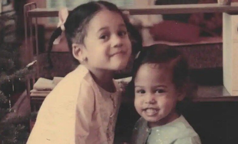 본문 이미지 - 왼쪽이 카멀라, 오른쪽이 마야 - 해리스 의원 인스타 갈무리