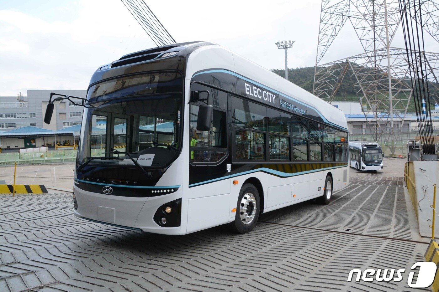 본문 이미지 - 수소전기버스 ‘일렉시티 FCEV’. (현대차 제공) /뉴스1 DB