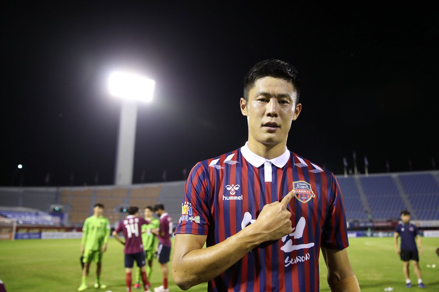 본문 이미지 - 올해 K리그2에서 최우수선수(MVP)로 선정된 안병준 선수. (한국프로축구연맹 제공) ⓒ 뉴스1
