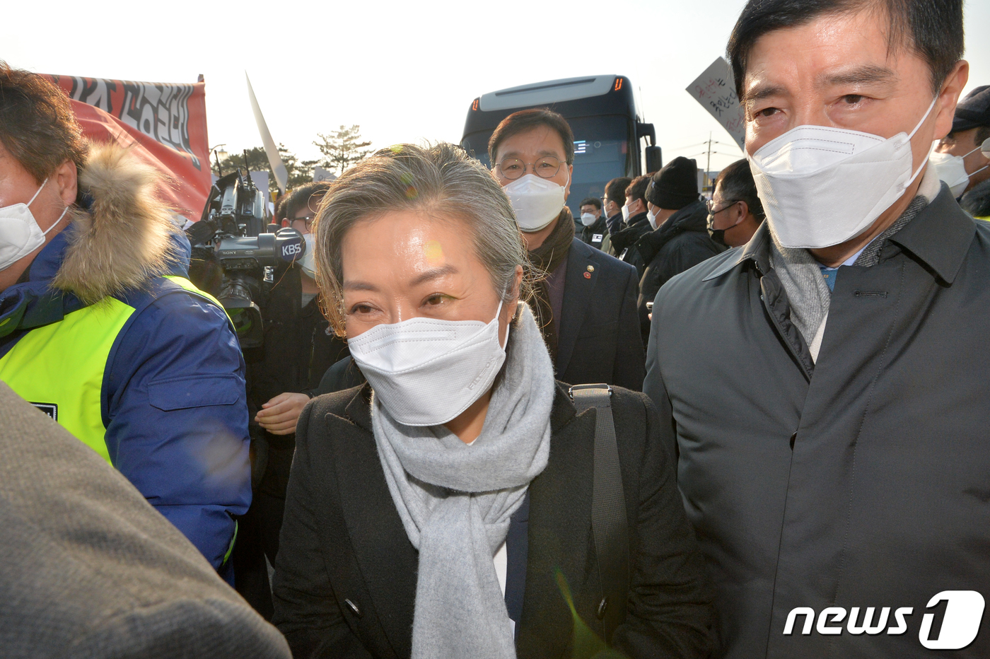 (경주=뉴스1) 최창호 기자 = 양이원영 더불어민주당 의원이 18일 최근 논란이 되고 있는 한수원(주)월성원자력본부 삼중수소 누출 등과 관련 현장 조사하기 위해 같은 당 의원들과 …