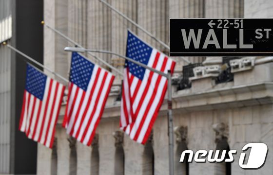 [뉴욕마감]NASDAQ 1.5 % 증가 … Yelan, 2 조 달러를 지원하는 역설