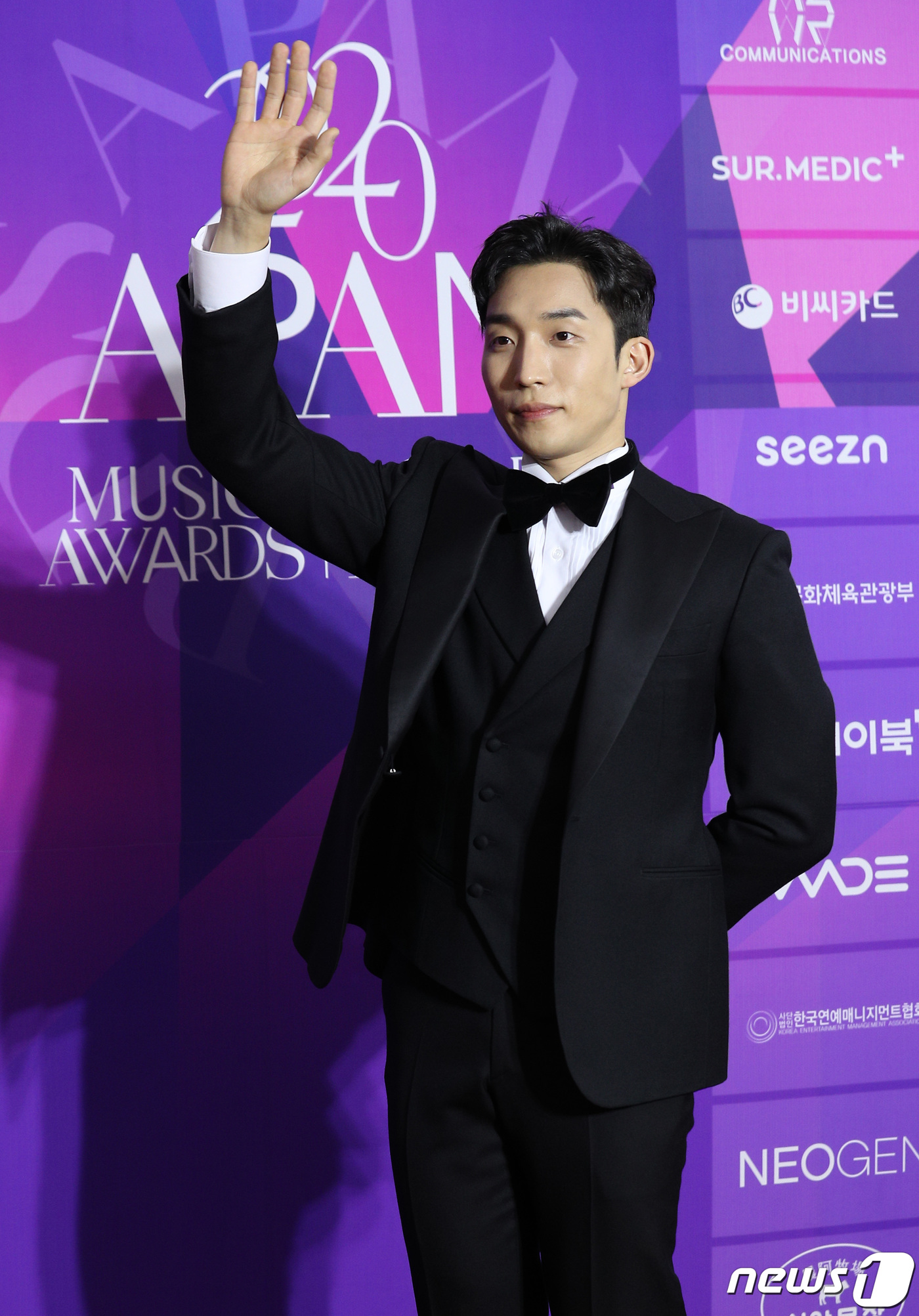 (서울=뉴스1) 권현진 기자 = 배우 이상이가 23일 오후 온라인으로 진행된 ‘제7회 2020 APAN STAR AWARDS’ 레드카펫 행사에 참석해 포즈를 취하고 있다. (202 …