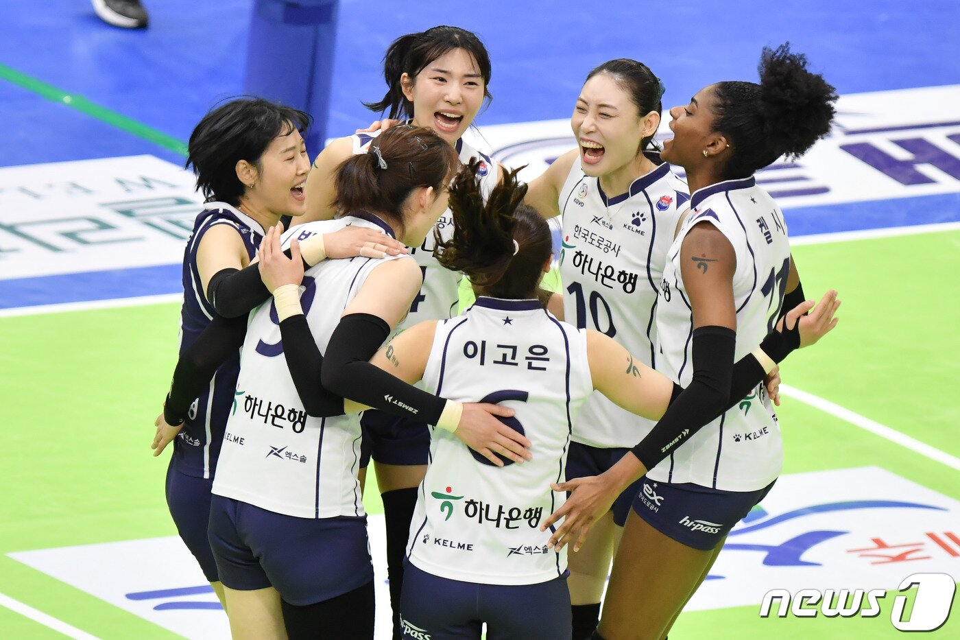 본문 이미지 - 시즌 첫 3위로 올라선 한국도로공사. (한국배구연맹 제공) ⓒ 뉴스1