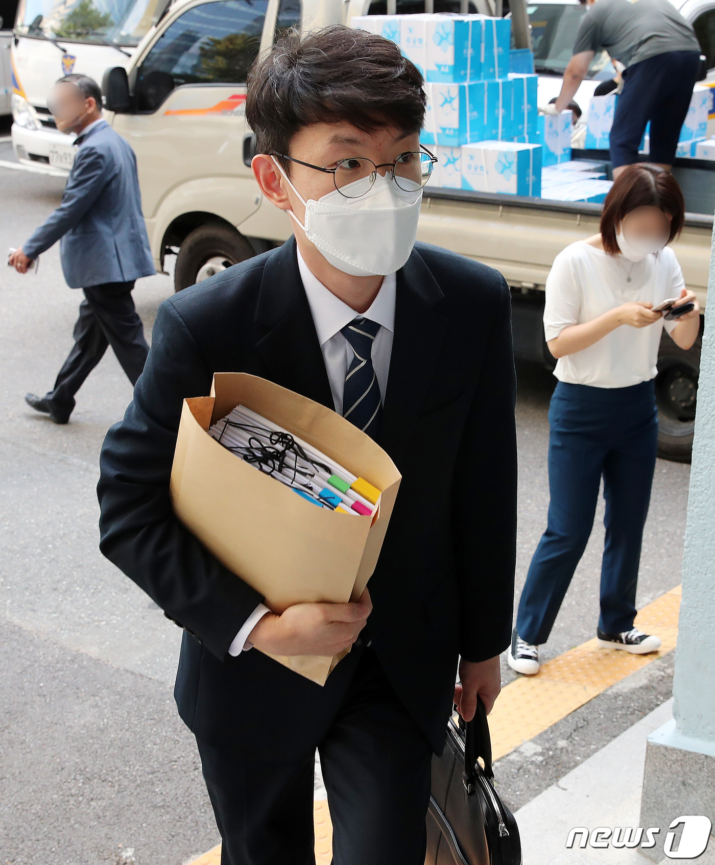 (서울=뉴스1) 김진환 기자 = 현직 기자들의 신상 수집·공개 웹사이트 '마이기레기닷컴’을 명예 훼손과 취재·보도 업무 방해 혐의로 고소한 한국기자협회의 법률대리인인 진한수 변호사 …