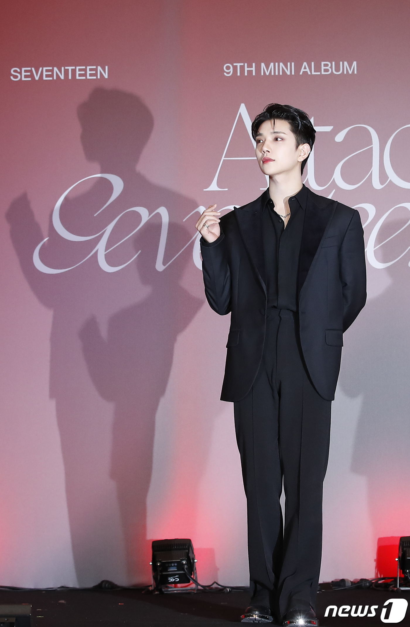 (서울=뉴스1) 권현진 기자 = 그룹 세븐틴(Seventeen) 조슈아가 22일 오전 서울 영등포구 콘래드호텔에서 열린 미니 9집 '아타카(Attacca)‘ 발매기념 글로벌 기자간 …