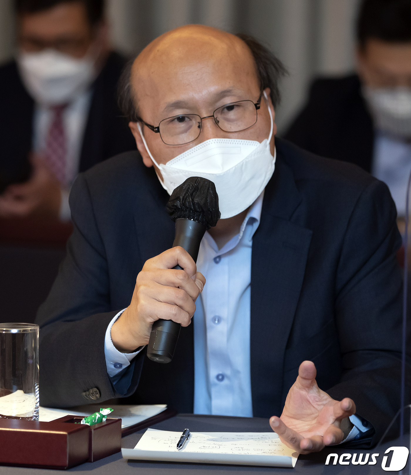 (서울=뉴스1) 김진환 기자 = 한상명 서울대 미래모빌리티센터 교수가 28일 오전 서울 강남구 역삼동 조선팰리스 서울강남에서 열린 ‘산업 디지털 전환 연대 1주년 계기 정책 간담회 …