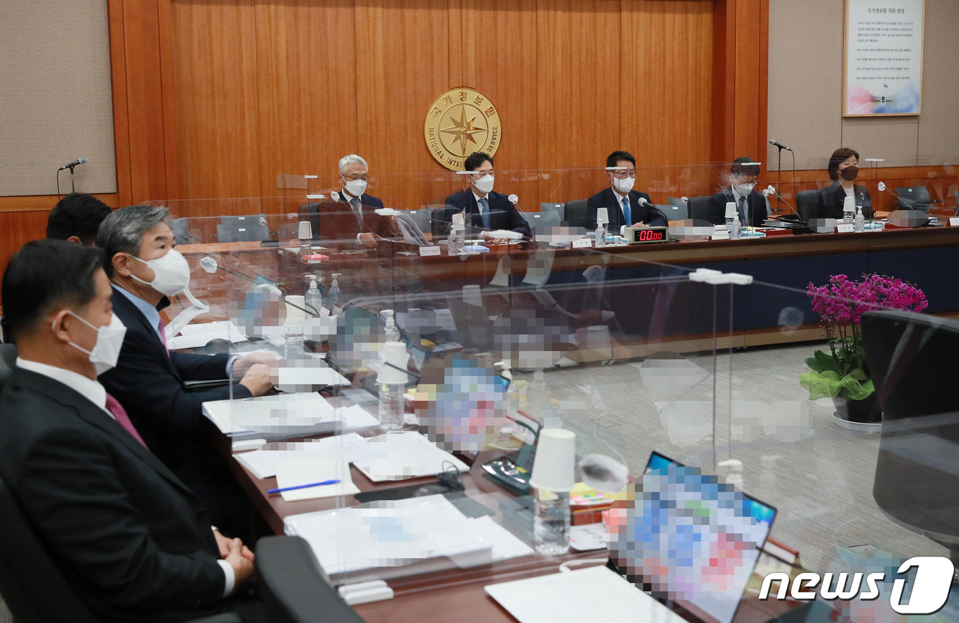 (서울=뉴스1) 국회사진취재단 = 28일 국정원 청사에서 국회 정보위원회의 국가정보원에 대한 국정감사가 열리고 있다. 2021.10.28/뉴스1