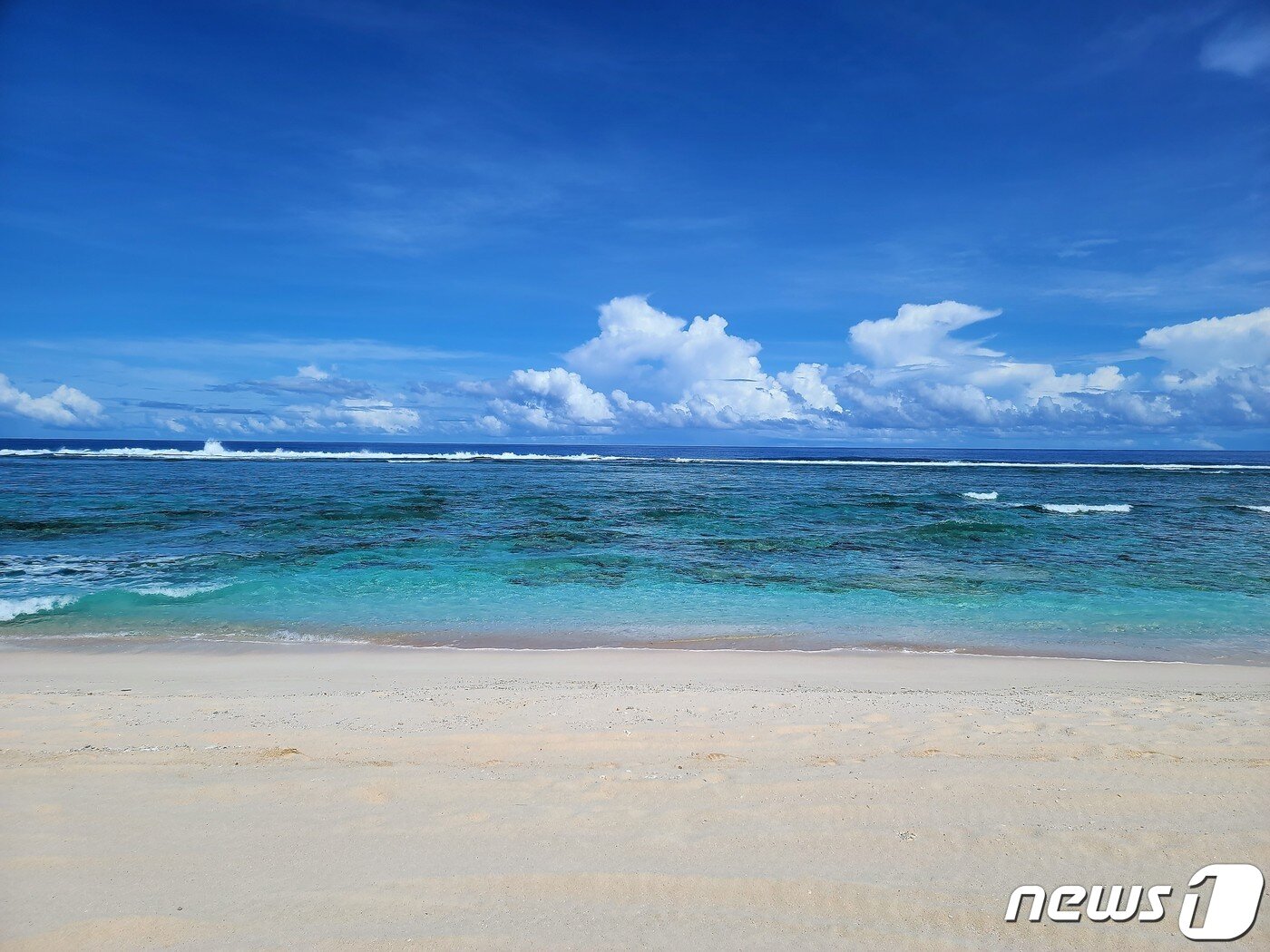 본문 이미지 - 한적한 미국령 괌 리티디안 해변 ⓒ 뉴스1 조현기 기자