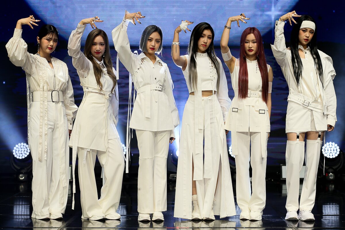 본문 이미지 - 픽시 다정(왼쪽에서 두번째)/올라트엔터테인먼트, 해피트라이브엔터테인먼트 제공 ⓒ 뉴스1