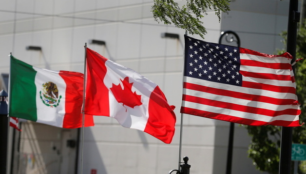 美 "USMCA 연장 않고 매년 재검토…캐·멕 무역적자 해결해야"(종합)