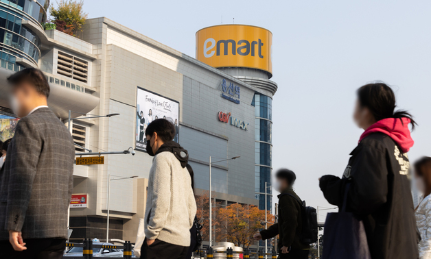 "신세계푸드, 이마트에 흡수" 소식에…52주 신고가[핫종목]