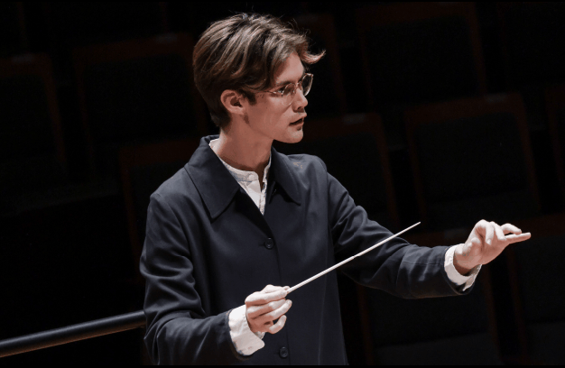 본문 이미지 - 제1회 'KSO(코리안심포니오케스트라) 국제지휘콩쿠르' 우승자 엘리아스 피터 브라운ⓒ 뉴스1