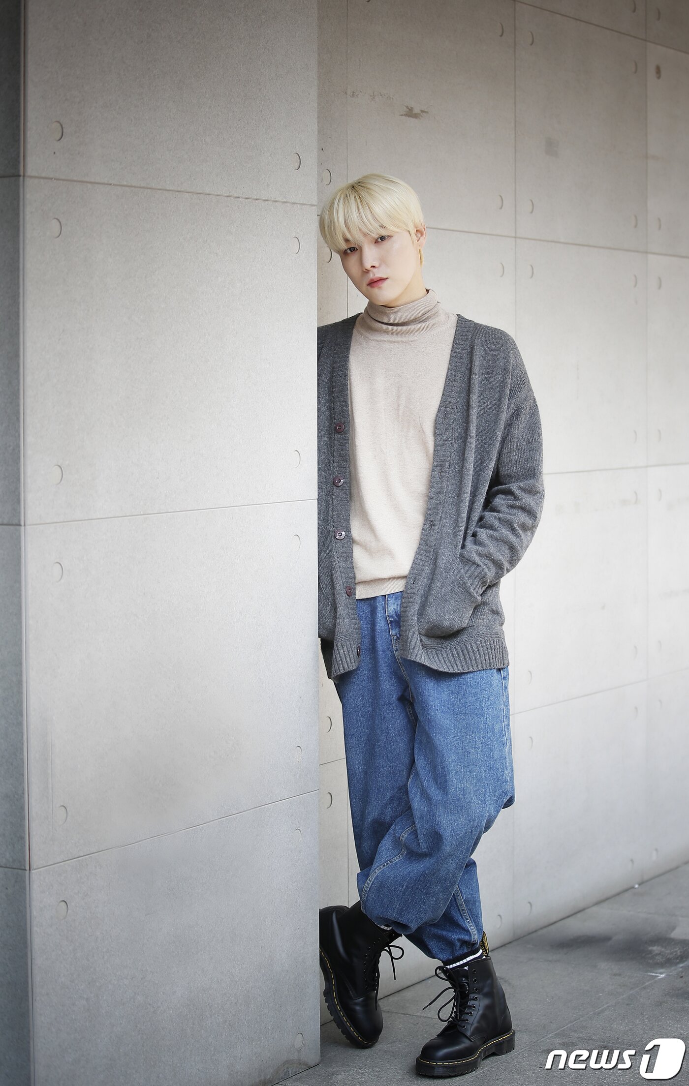 본문 이미지 - 보이밴드 원위(ONEWE)의 용훈 ⓒ News1 권현진 기자