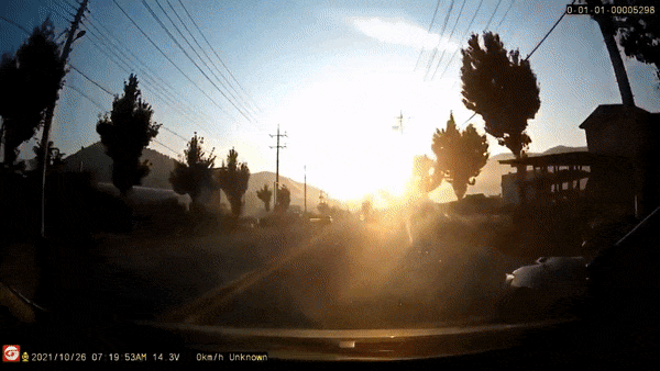 본문 이미지 - 가해 차주는 끝까지 쫓아가다 사고까지 냈다. (유튜브 '한문철 TV' 갈무리) ⓒ 뉴스1