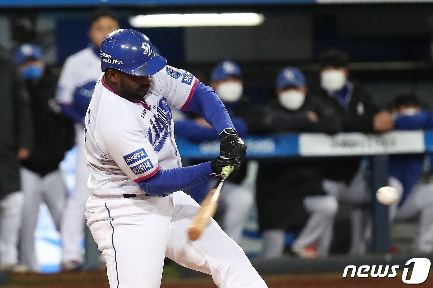 본문 이미지 - 30일 현재 외국인 타자 중 유일하게 재계약을 체결한 호세 피렐라. /뉴스1 ⓒ News1 임세영 기자