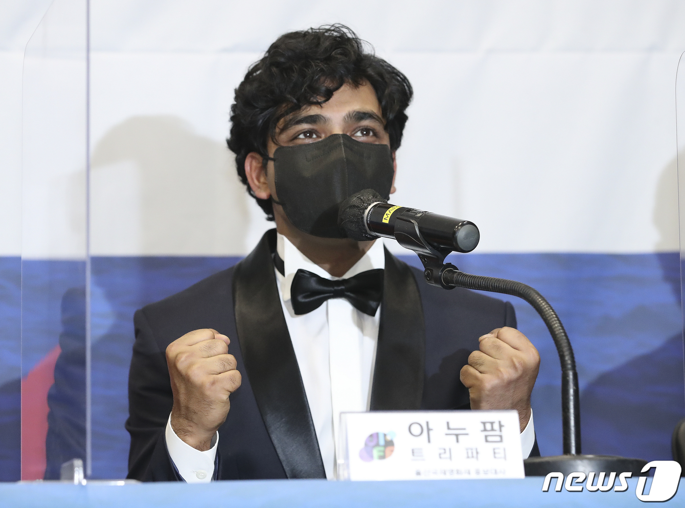 (울산=뉴스1) 윤일지 기자 = 넷플릭스 오리지널 시리즈 '오징어 게임'의 '알리' 역으로 화제를 모은 배우 아누팜 트리파티가 1일 오후 울산시청 프레스센터에서 열린 제1회 울산국 …