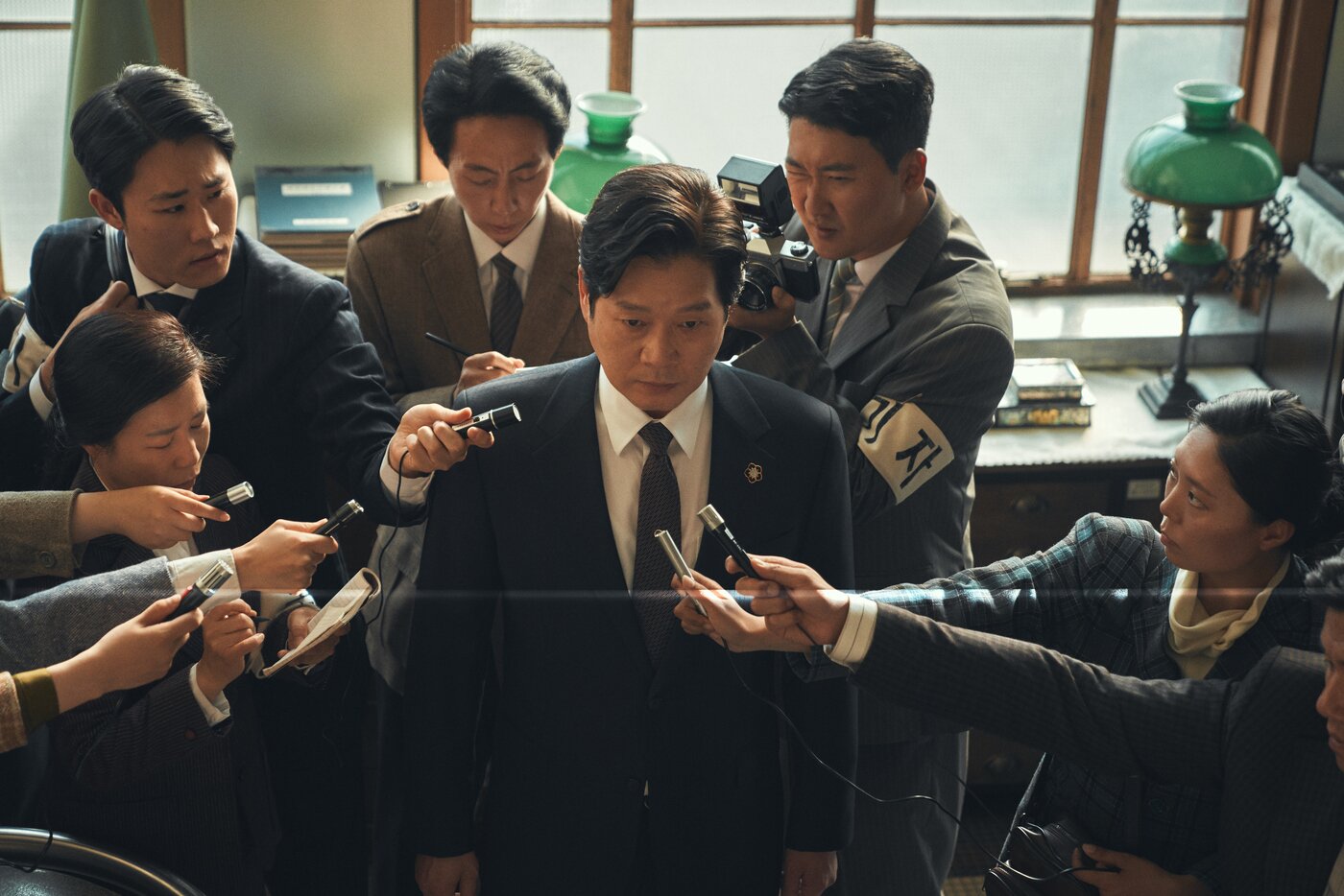 본문 이미지 - '킹메이커 스틸 컷' ⓒ 뉴스1