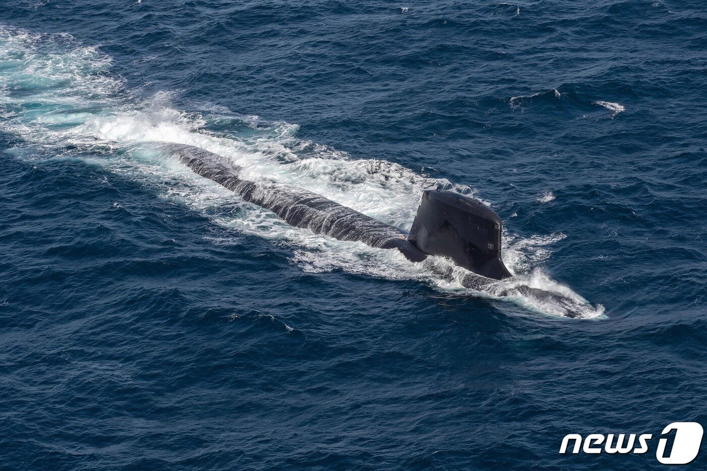 본문 이미지 - 프랑스 해군이 운용하는 원자력 잠수함 '쉬프랑' ⓒ AFP=뉴스1