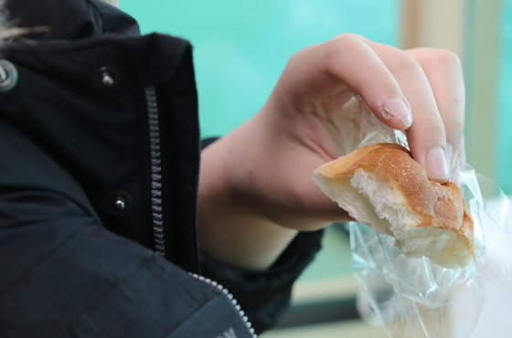 대전 학비노조 선도파업 재개…2개 학교 급식 중단 대체식