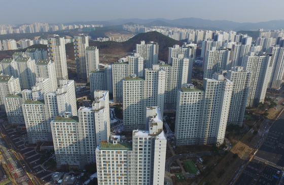 동탄 첫집 매수 1300명 돌파…집값 뛰고 매물은 42% 급감