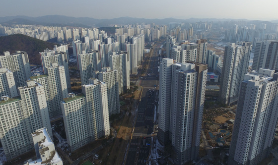 강남 주춤하자 비규제지역 들썩…권선·동탄 상승폭 확대