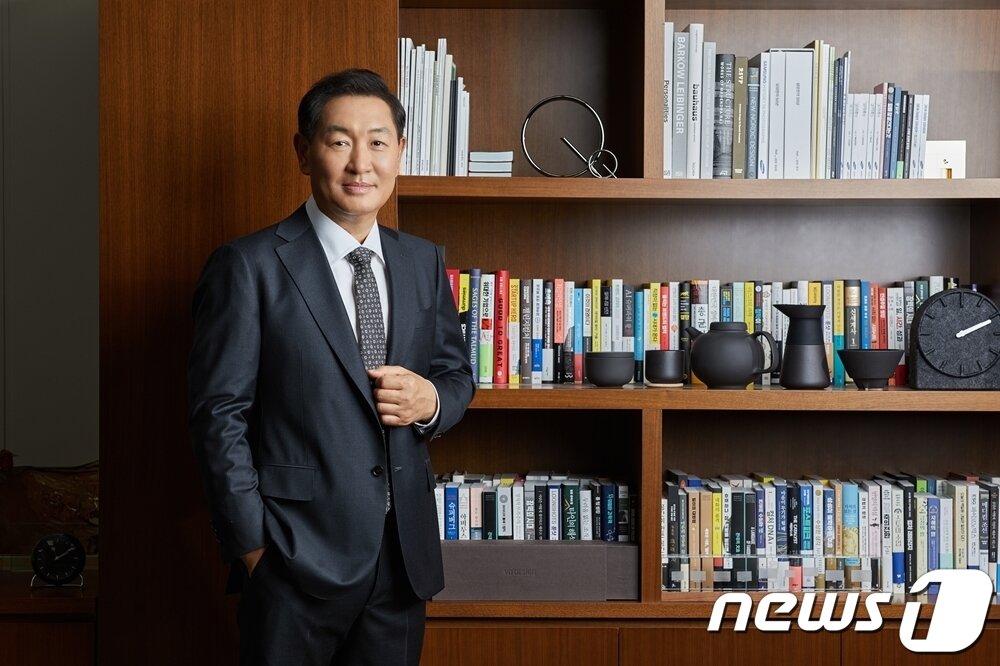 본문 이미지 - 한종희 삼성전자 DX부문장 부회장. (삼성전자 제공)ⓒ 뉴스1