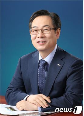 본문 이미지 - 권형택 주택도시보증공사(HUG) 사장 ⓒ 뉴스1