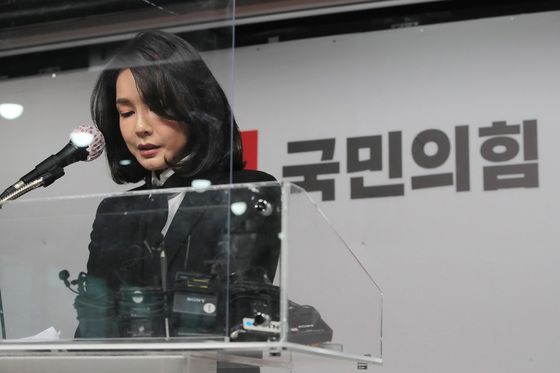 '김건희 불기소'에 친한계 압박 더 세졌다…"김여사 늪서 나와야"