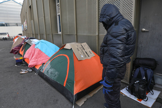 韓 상대적 빈곤율 15.3% OECD 9위…1인당 온실가스 배출량 세계 5위