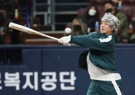 LG 김민수 "불법 촬영·유포는 사실무근…전 연인 자작극"