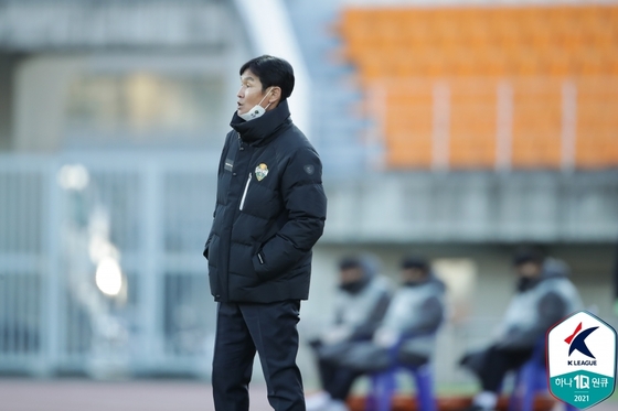 최용수 강원FC 감독(한국프로축구연맹 제공)© 뉴스1
