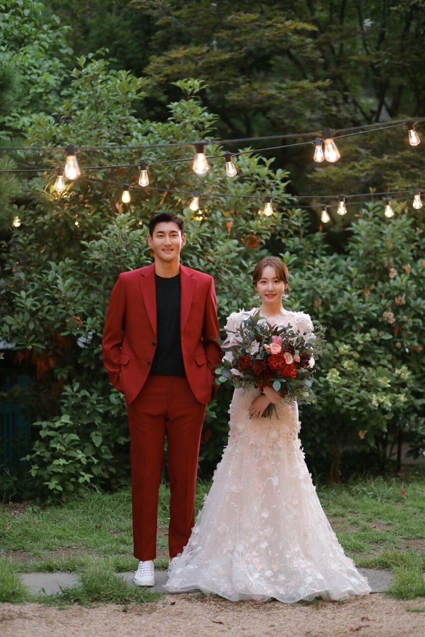 본문 이미지 - 김영찬이 연예인 이예림과 결혼한다. (경남FC 제공) ⓒ 뉴스1