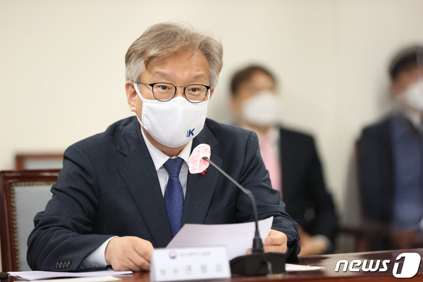 본문 이미지 - 권칠승 중소벤처기업부 장관이 9일 서울 중구 한국프렌스센터에서 열린 ‘중기부-방통위 광고·마케팅 펀드 조성’을 위한 업무협약식에서 인사말을 하고 있다.. (중소벤처기업부 제공) 2021.12.9/뉴스1