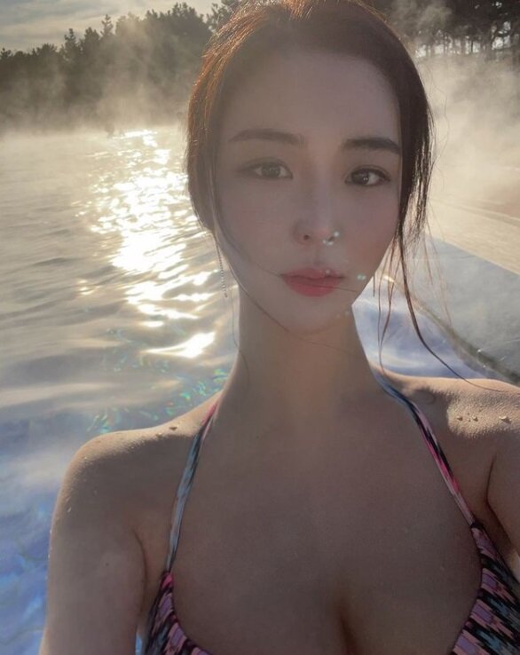 본문 이미지 - 배우 겸 모델 유채련 인스타그램 갈무리 ⓒ 뉴스1