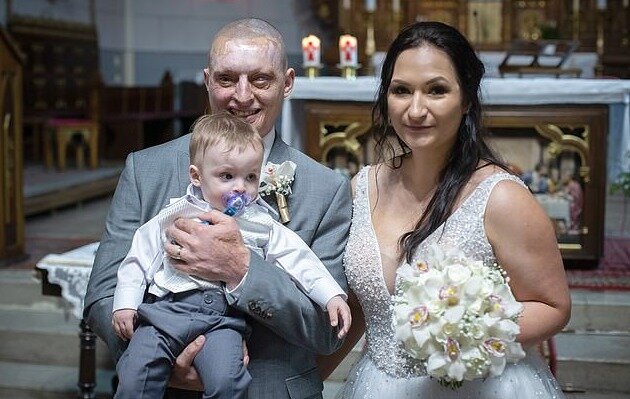 본문 이미지 - 애나와 결혼한 대니얼 - 더선 갈무리