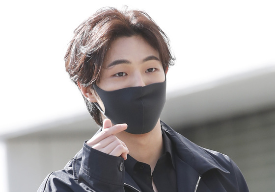 '학폭 하차' 지수 옛 소속사, '달뜨강' 제작사에 8.8억 배상