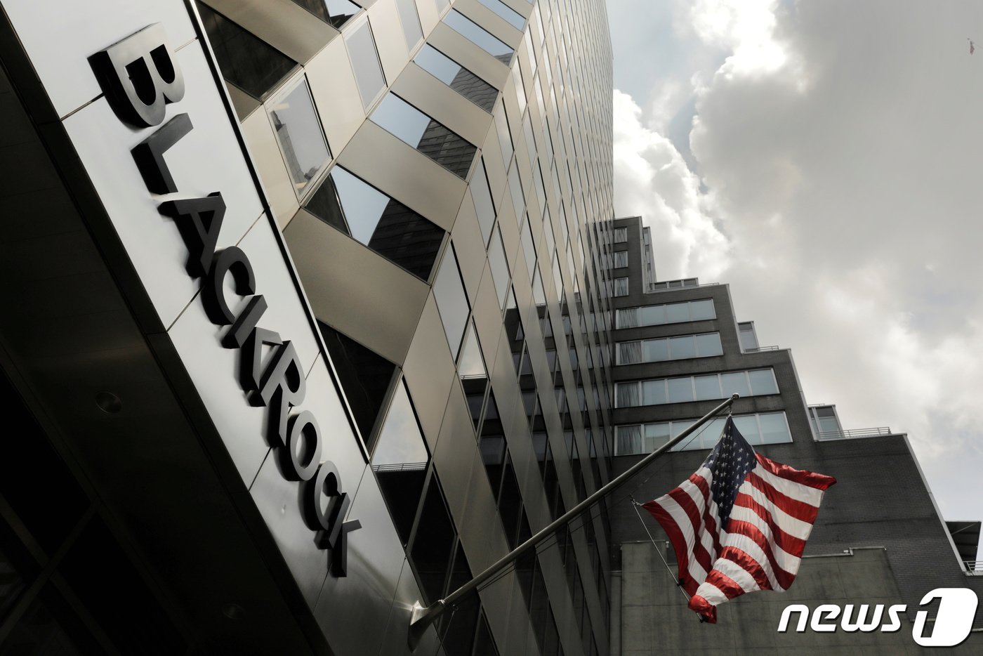 본문 이미지 - 세계 최대의 자산 운용사인 블랙록의 뉴욕 사무소. ⓒ 로이터=뉴스1 ⓒ News1 박형기 기자