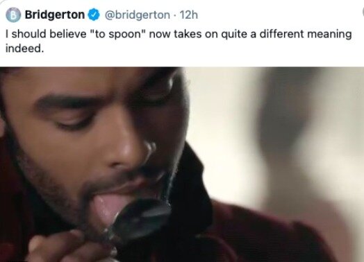 본문 이미지 -  헤이스팅스 공작으로 분한 레지 장 페이지 