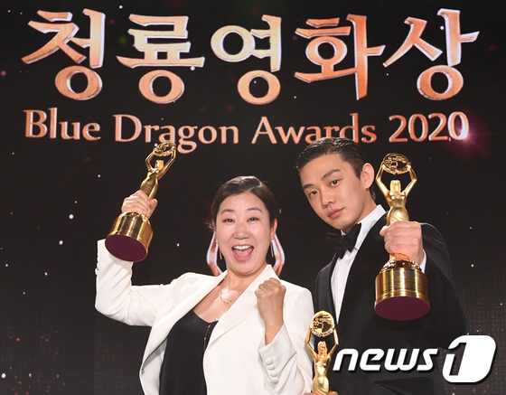 [영상] Rami-ran, who won the Best Actress Film at the Blue Dragon Film Festival…walking on the red carpet and winning?