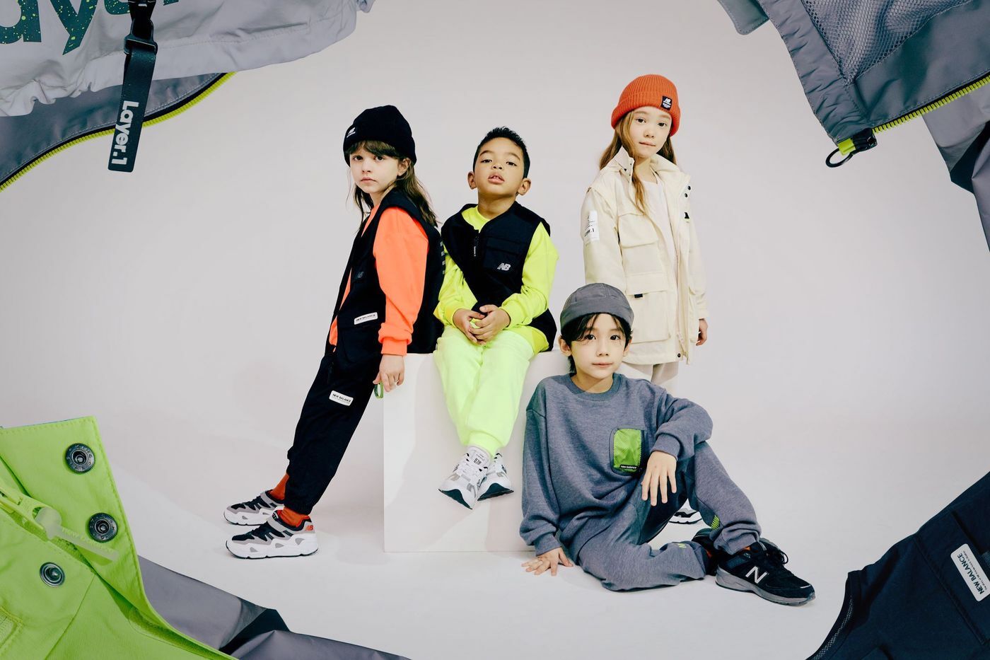 본문 이미지 - 뉴발란스 키즈 레이어원 2021 봄·여름 화보(뉴발란스 제공)ⓒ 뉴스1