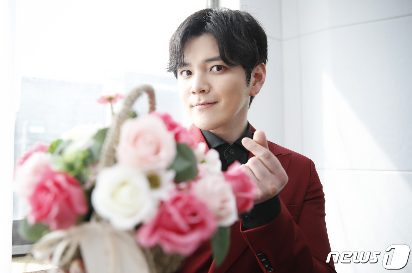 (서울=뉴스1) 권현진 기자 = 그룹 트리탑스(TRITOPS) 장유준이 최근 서울 강남구 브이엘엔터테인먼트에서 열린 뉴스1과의 인터뷰에 앞서 포즈를 취하고 있다.트리탑스는 지난 2 …